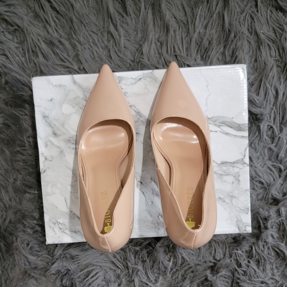 Nude Heels - Picture 7 of 9